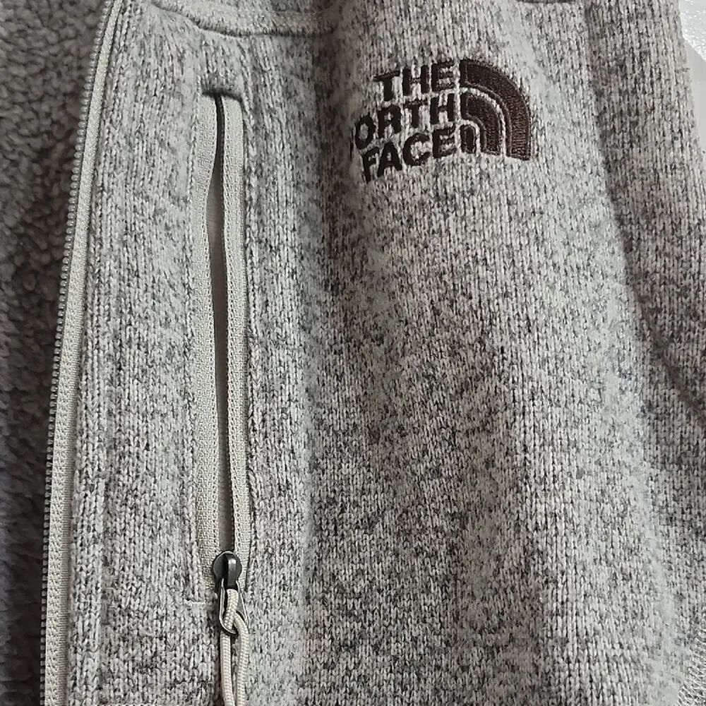 The North Face Men's Grey Tsillan Vest - Large